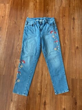 Style & Co Embroidered Curvy Boyfriend Jeans Size 12